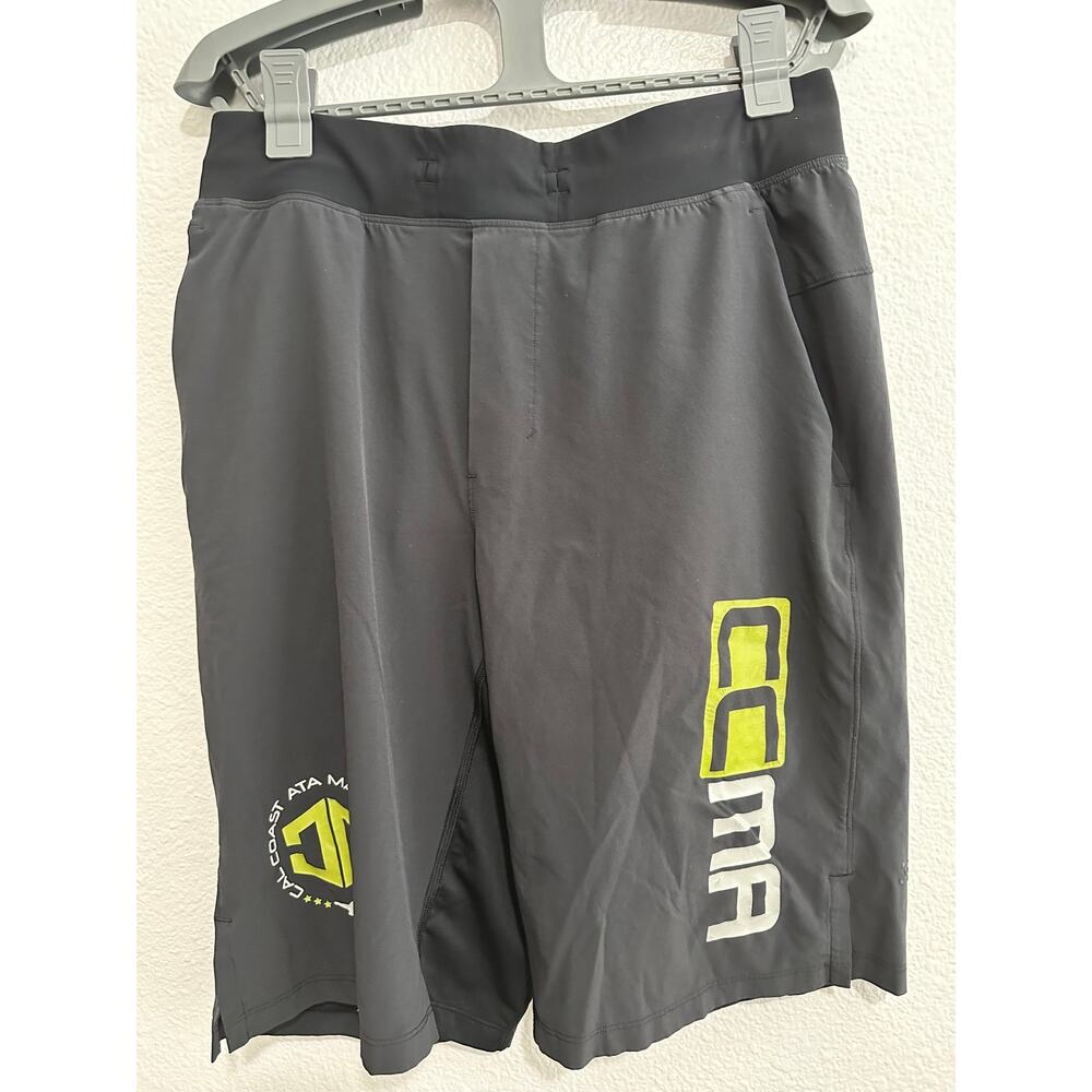 Lululemon Training T.H.E. Linerless Shorts Mens Medium Black M7AA3S 11" Inseam